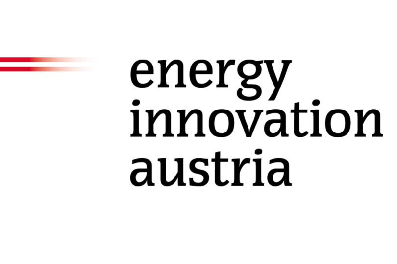 Textlogo mit der Aufschrift „energy innovation austria“ mit einem roten Bewegungsstreifen darüber.